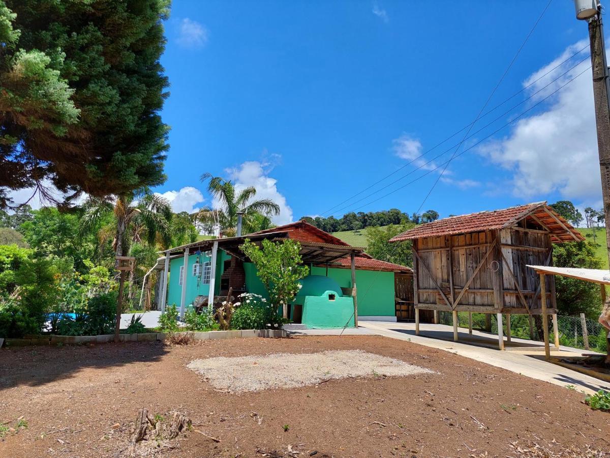 Casa aconchegante na roça c/ piscina/churrasqueira Gonçalves Exterior foto