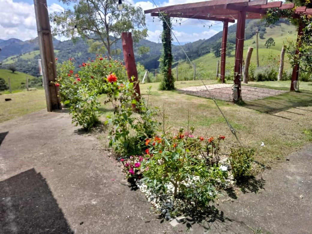 Casa aconchegante na roça c/ piscina/churrasqueira Gonçalves Exterior foto